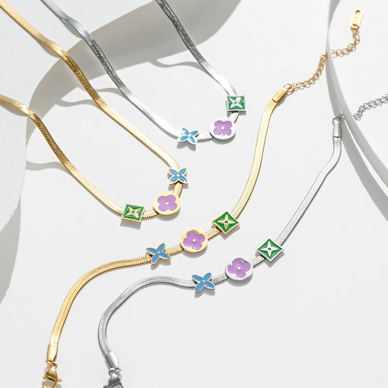 Floral Necklace & Bracelet